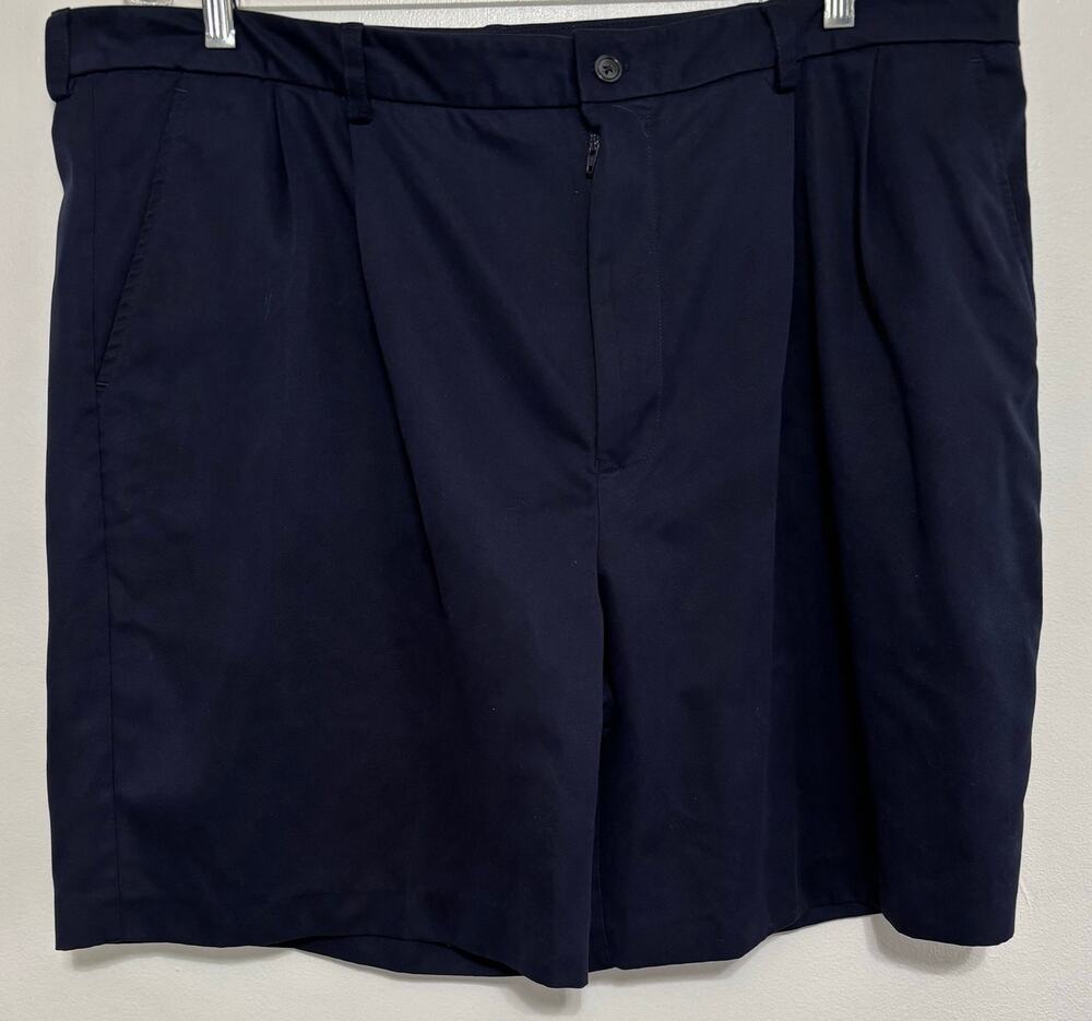 IZOD Navy Blue Pleated Golf Shorts Men's Size 42 Polyester